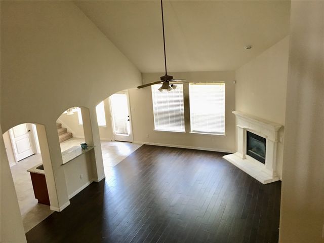 8904 Brook Hollow Drive, Mckinney, TX 75072