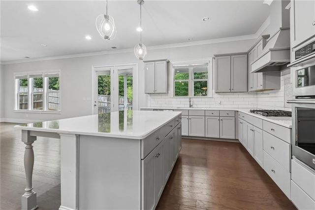 580 Avondale Hills Drive, Decatur, GA 30032