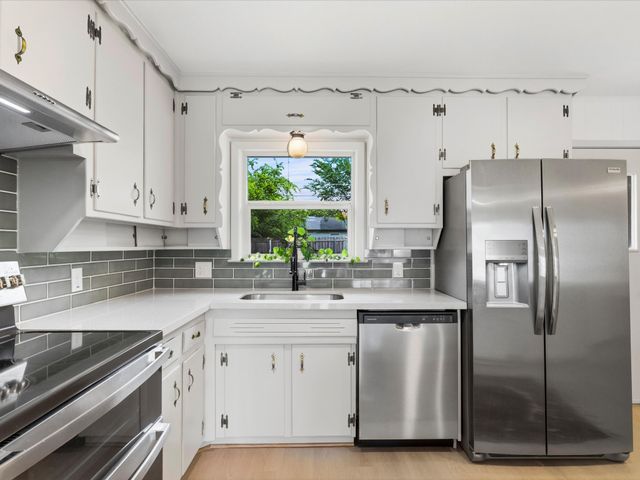 5220 Ammons Street, Haltom City, TX 76117