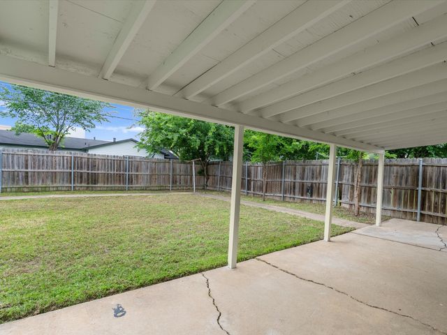 5220 Ammons Street, Haltom City, TX 76117