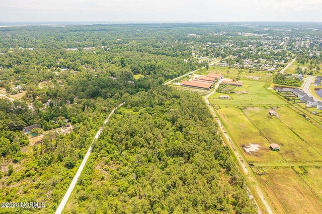 7584 Plantation Road, Wilmington, NC 28411
