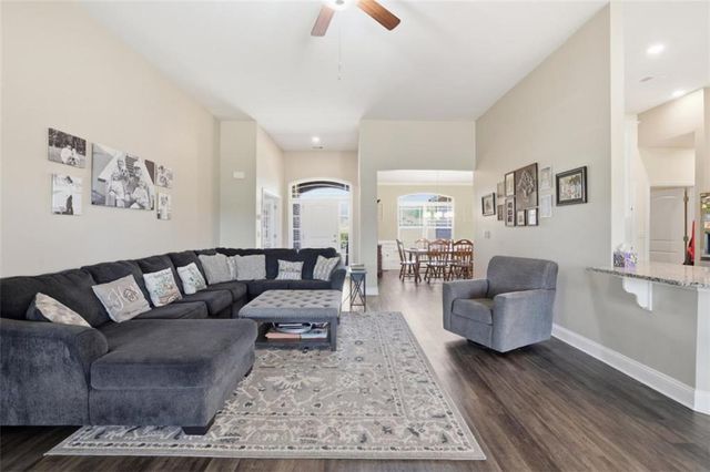 5912 Wauka Mountain Springs Drive, Clermont, GA 30527