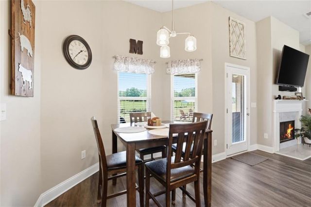 5912 Wauka Mountain Springs Drive, Clermont, GA 30527