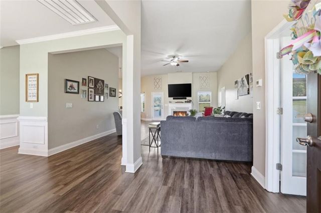 5912 Wauka Mountain Springs Drive, Clermont, GA 30527