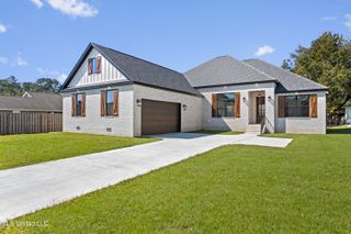 620 Old Savannah Drive, Long Beach, MS 39560