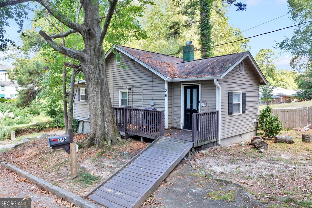 136 Holly Road, Atlanta, GA 30314 — photo 2