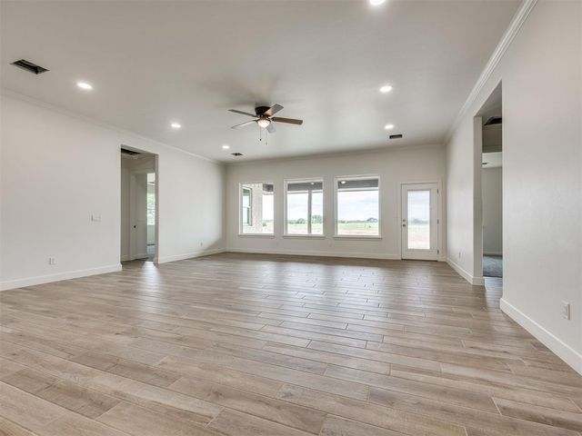 1321 Chisolm Trail Lane, Tuttle, OK 73089