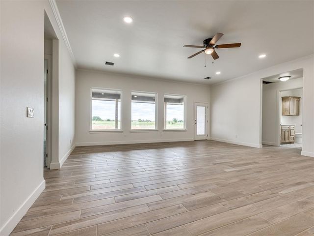 1321 Chisolm Trail Lane, Tuttle, OK 73089