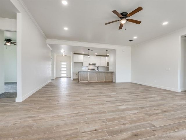 1321 Chisolm Trail Lane, Tuttle, OK 73089