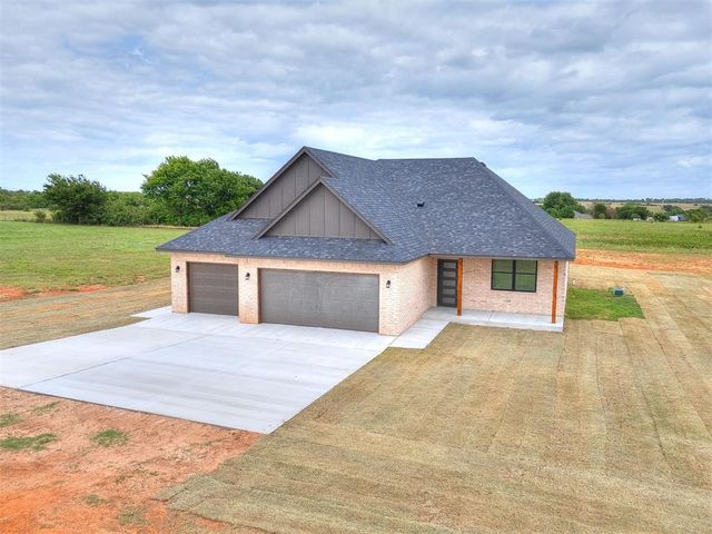 1321 Chisolm Trail Lane, Tuttle, OK 73089