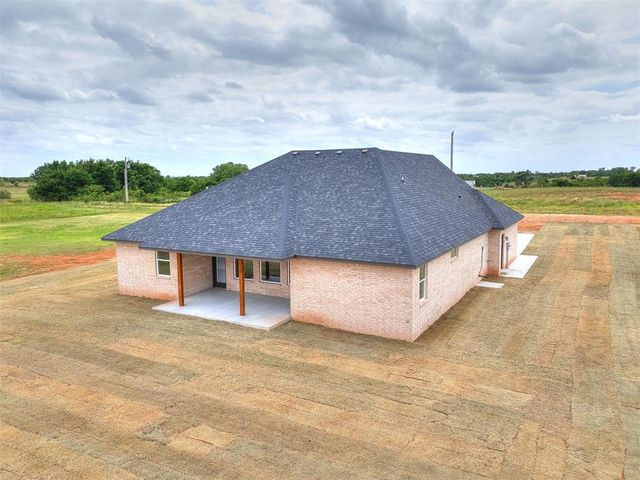 1321 Chisolm Trail Lane, Tuttle, OK 73089