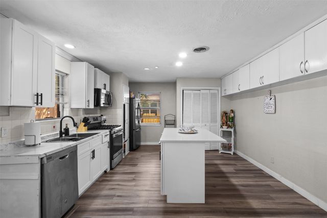 2505 Robin Lane, Garland, TX 75041