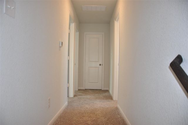 504 Lt Rusty DR, Jarrell, TX 76537