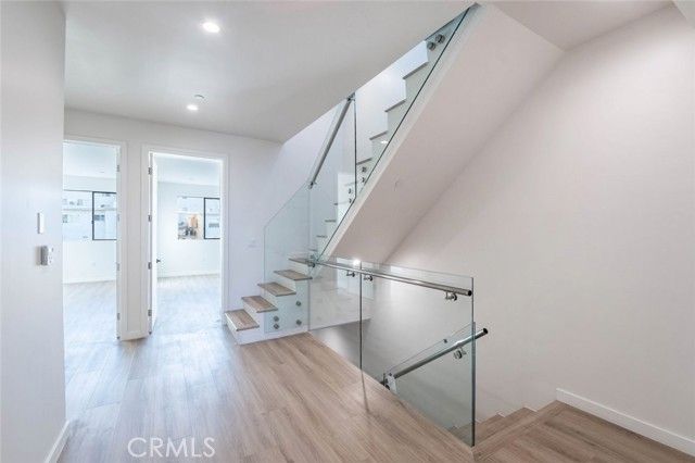 7341 Valmont Street 102, Tujunga (los Angeles), CA 91042