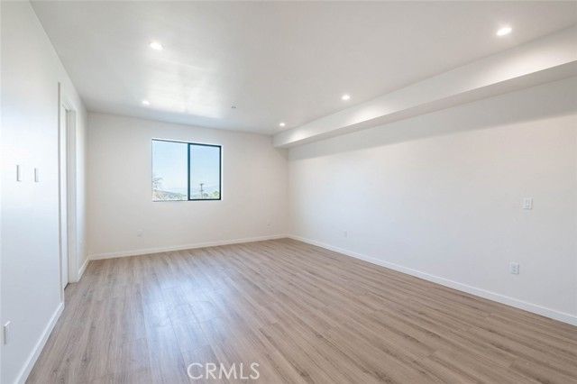 7341 Valmont Street 102, Tujunga (los Angeles), CA 91042