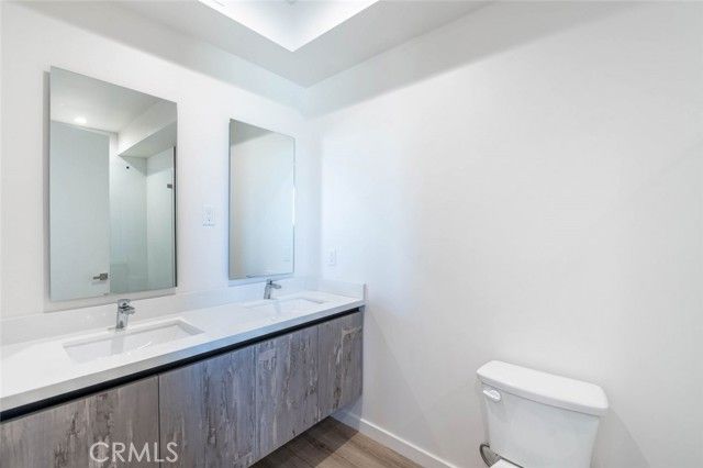 7341 Valmont Street 102, Tujunga (los Angeles), CA 91042