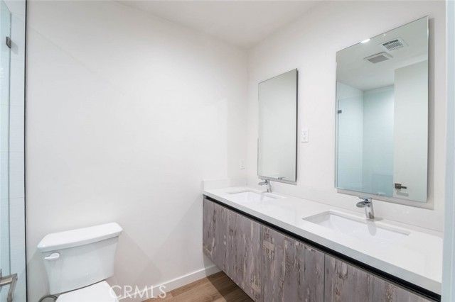 7341 Valmont Street 102, Tujunga (los Angeles), CA 91042