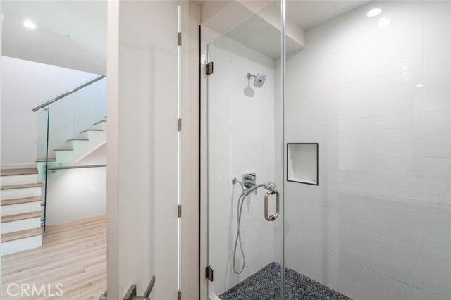 7341 Valmont Street 102, Tujunga (los Angeles), CA 91042