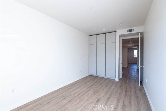 7341 Valmont Street 102, Tujunga (los Angeles), CA 91042