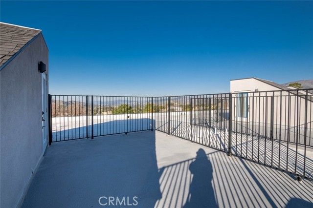 7341 Valmont Street 102, Tujunga (los Angeles), CA 91042