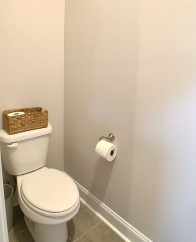 210 Crusaw Dr, Clarksville, TN 37043
