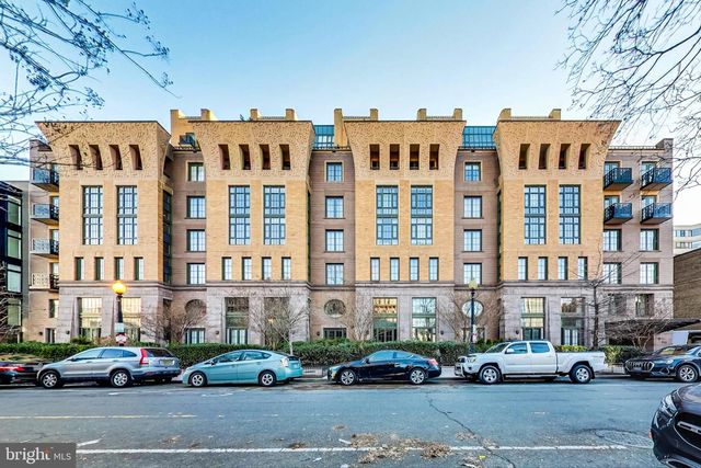 910 M ST NW #1022, Washington, DC 20001