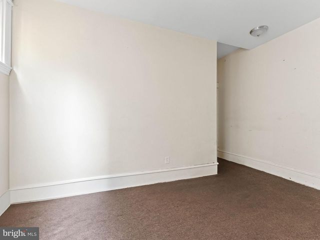 2209 N 33RD ST, Philadelphia, PA 19132