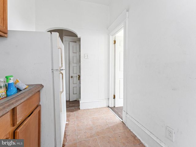 2209 N 33RD ST, Philadelphia, PA 19132