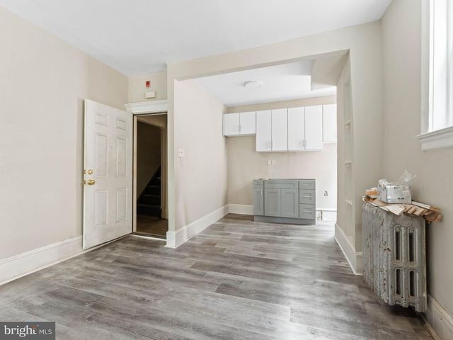 2209 N 33RD ST, Philadelphia, PA 19132