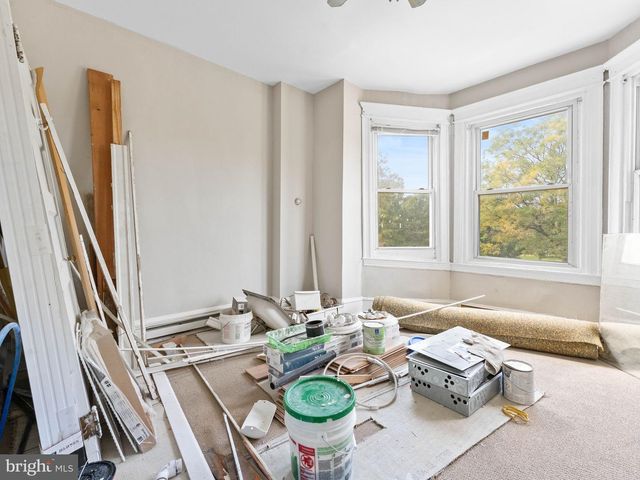 2209 N 33RD ST, Philadelphia, PA 19132