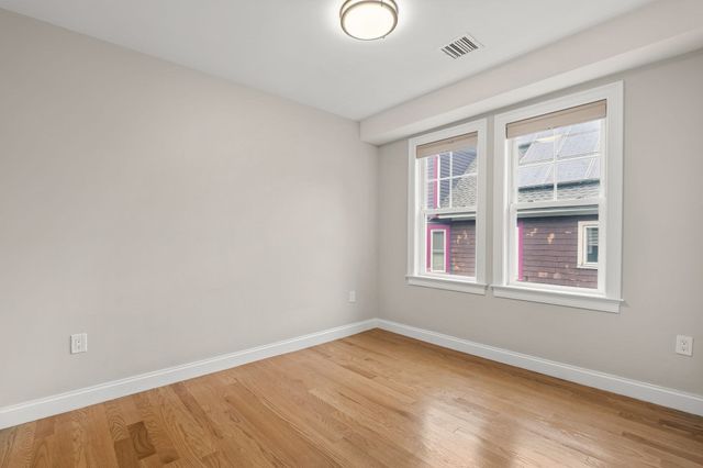 15R Belknap St 15R, Arlington, MA 02474