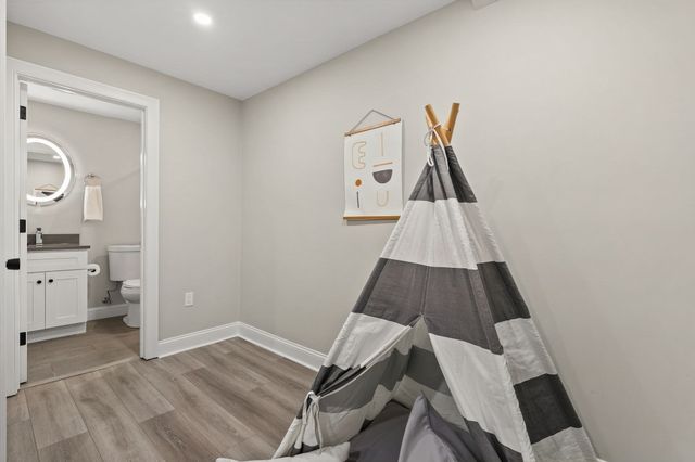15R Belknap St 15R, Arlington, MA 02474