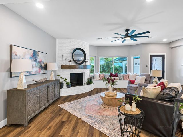 5827 Dumfries Drive, Houston, TX 77096