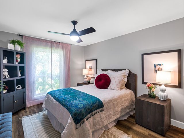5827 Dumfries Drive, Houston, TX 77096