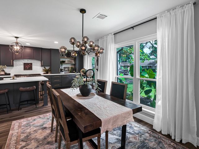5827 Dumfries Drive, Houston, TX 77096