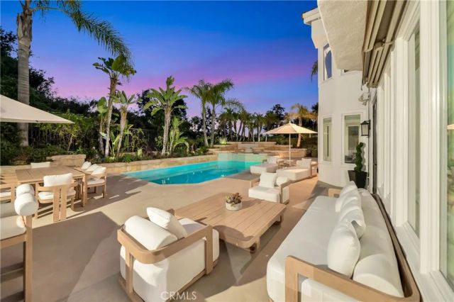 3793 Camino Codorniz, Calabasas, CA 91302
