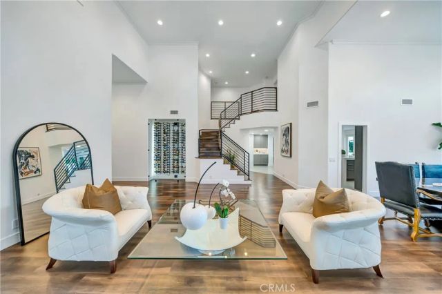 3793 Camino Codorniz, Calabasas, CA 91302