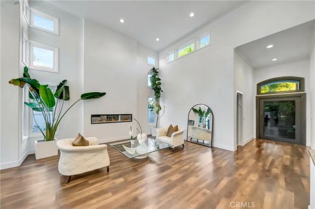 3793 Camino Codorniz, Calabasas, CA 91302