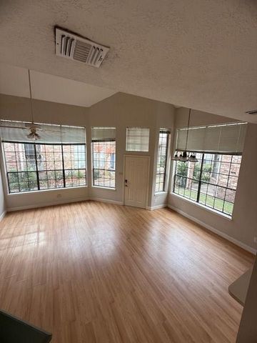 8888 Benning Drive 271, Houston, TX 77031