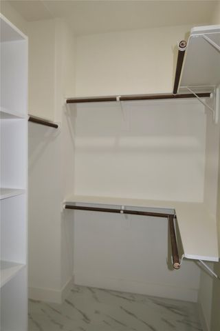 421 S Nugent Street, La Porte, TX 77571