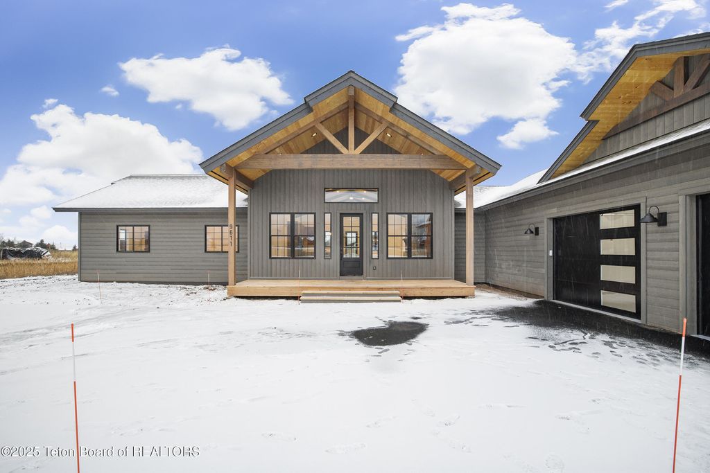 9611 TIMBERLINE Loop, Victor, ID 83455 photo 2