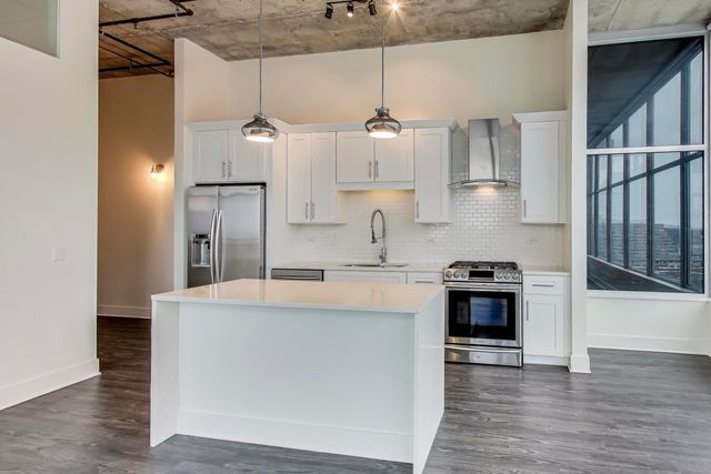 50 E 16th Street 1304, Chicago, IL 60616