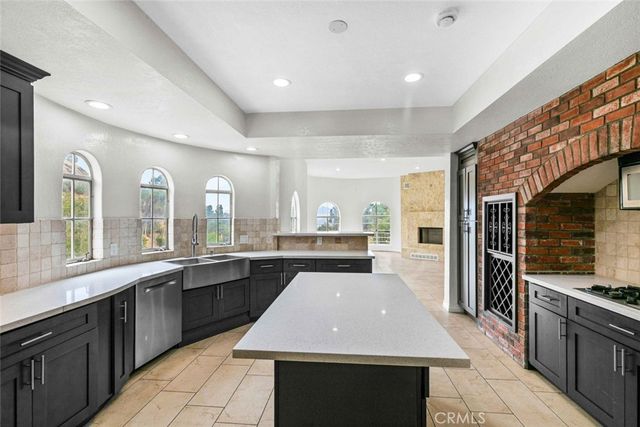 631 Caleb Street, Glendale, CA 91202
