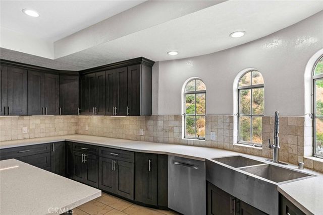 631 Caleb Street, Glendale, CA 91202