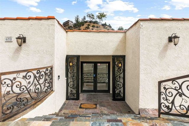 631 Caleb Street, Glendale, CA 91202