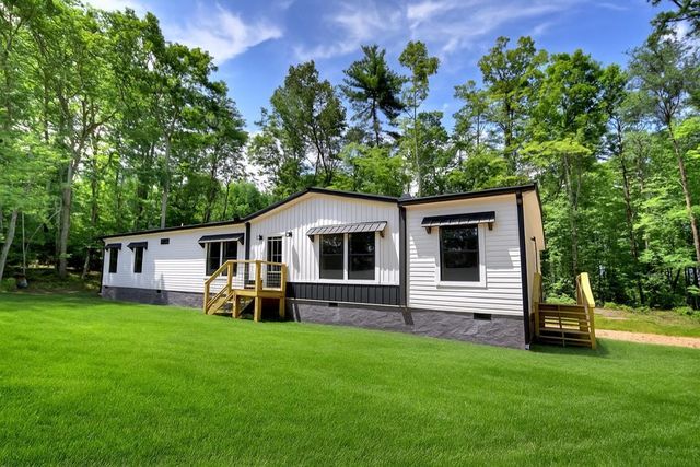 5668 Mobile Road, Blue Ridge, GA 30513