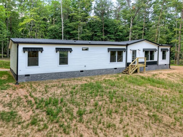 5668 Mobile Road, Blue Ridge, GA 30513