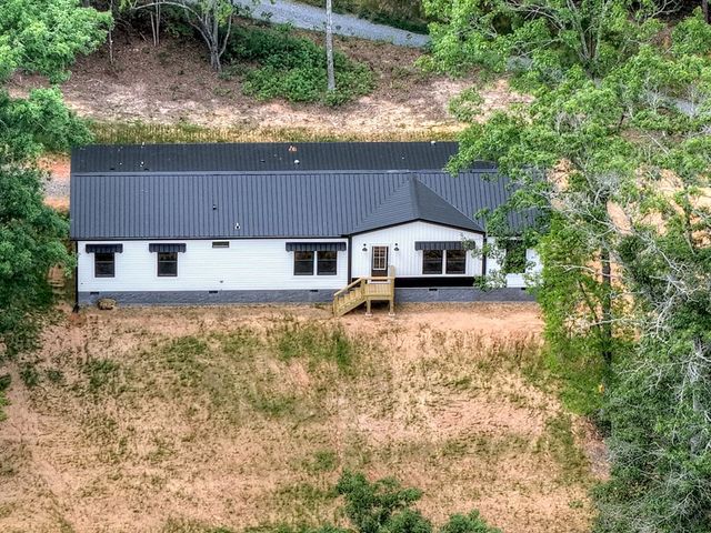 5668 Mobile Road, Blue Ridge, GA 30513