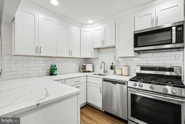 6214 GARRETSON ST, Burke, VA 22015