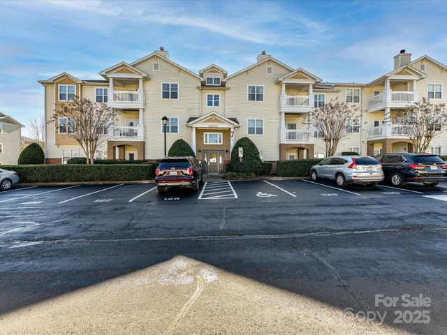 19763 Deer Valley Drive, Cornelius, NC 28031